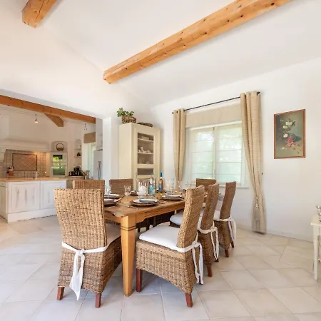 Willa Les Mures Mures By Interhome *